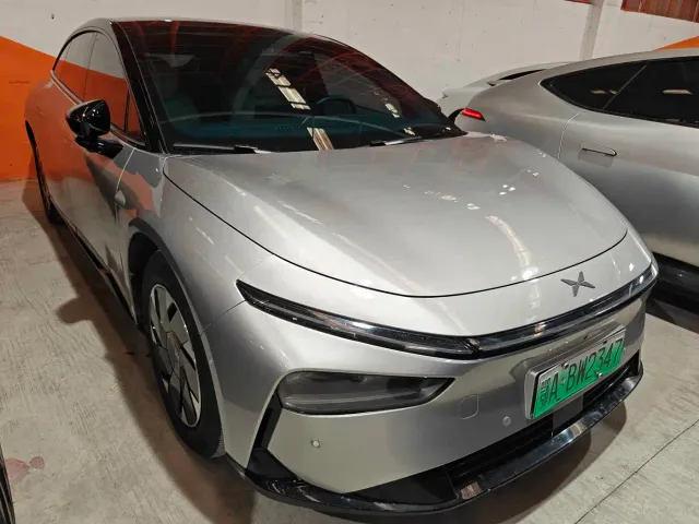 Xpeng P7+ — Фото автомобиля 3