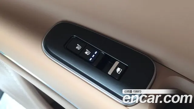 Hyundai Grandeur GN7 — Фото автомобиля 24