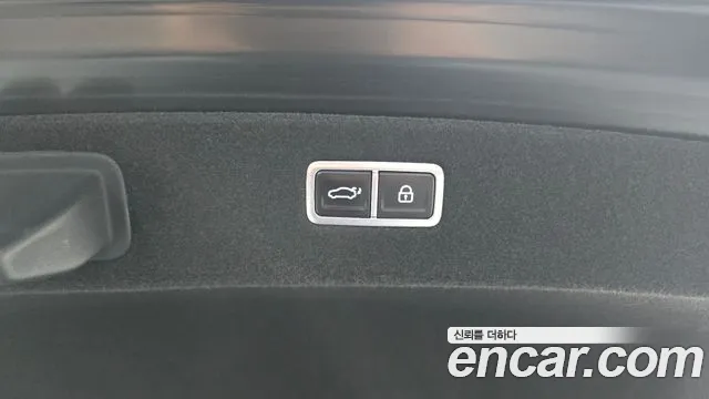 Genesis G90 Бензин 3.5 турбо AWD — Фото автомобиля 20