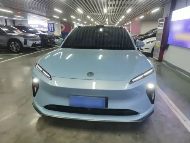 Nio ET5 — Фото автомобиля 2