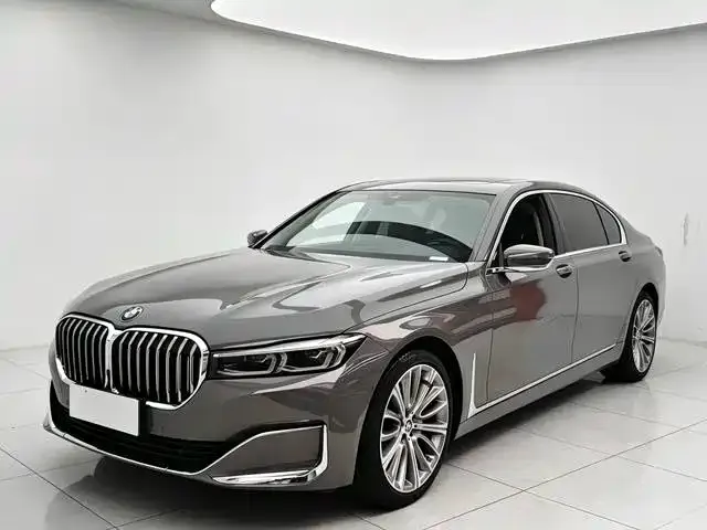 Фотография автомобиля — BMW 7 Series