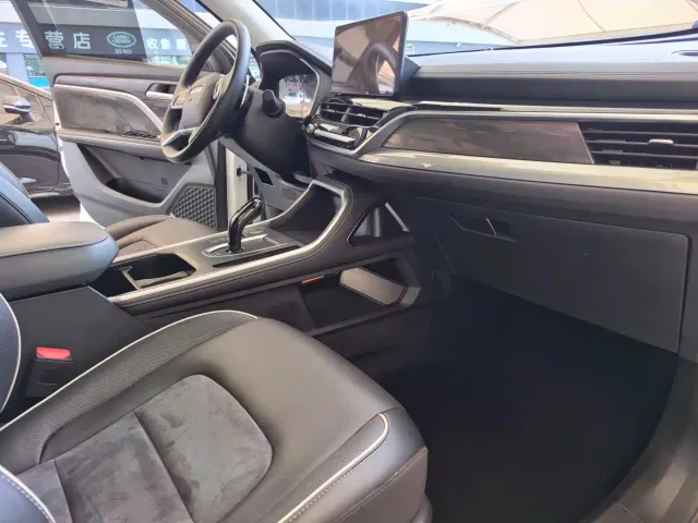 Haval H6 — Фото автомобиля 15