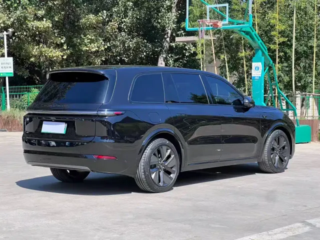 Li Auto L9 — Фото автомобиля 5