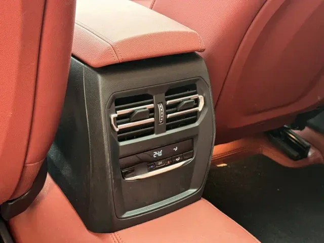 BMW 3 Series — Фото автомобиля 17