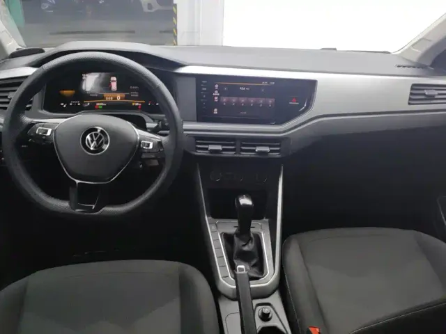 Volkswagen Polo — Фото автомобиля 12