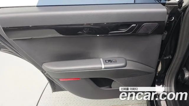 Hyundai Grandeur GN7 — Фото автомобиля 14