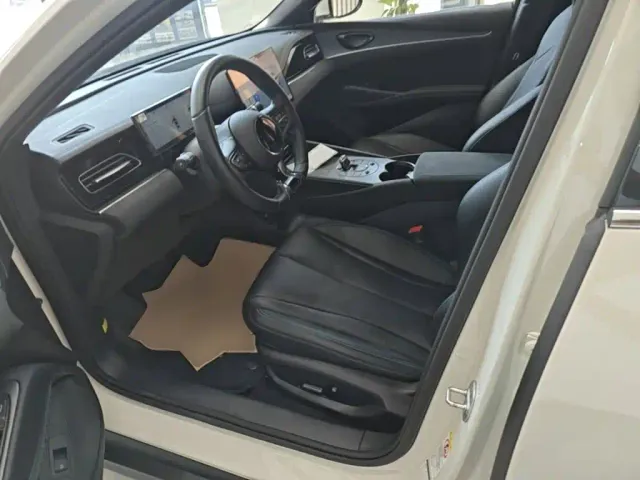 BYD Seal 06 — Фото автомобиля 14