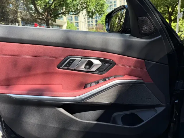 BMW 3 Series — Фото автомобиля 14