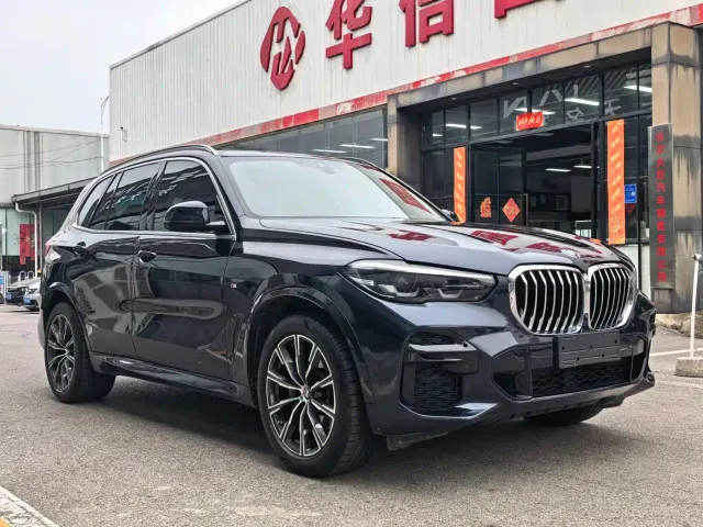 BMW X5 — Фото автомобиля 3