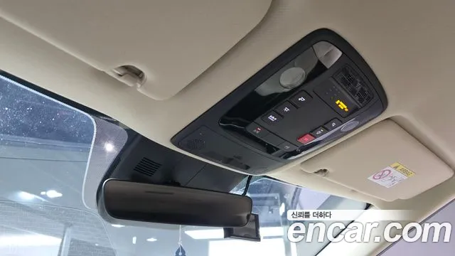 Kia Carnival 4th Gen — Фото автомобиля 25