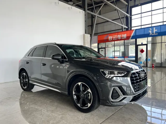Audi Q3 — Фото автомобиля 3