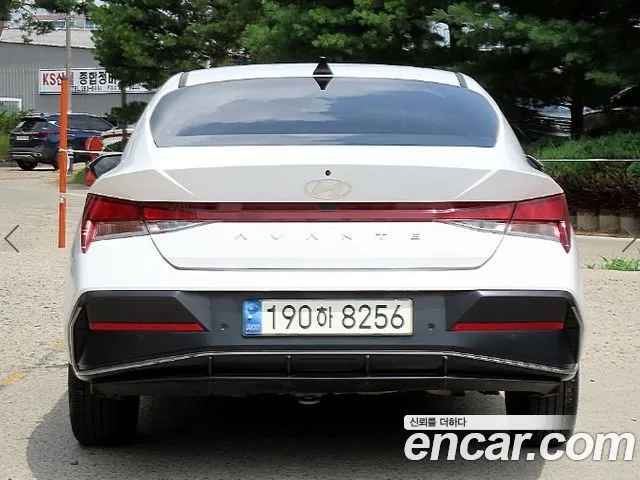 Hyundai AVANTE Новый Avante (CN7) — Фото автомобиля 4