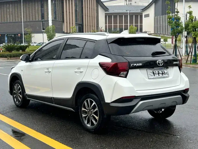 Toyota YARiS L Zhi Xuan — Фото автомобиля 4