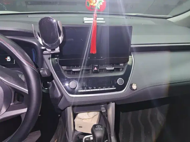 Toyota Corolla Cross — Фото автомобиля 13
