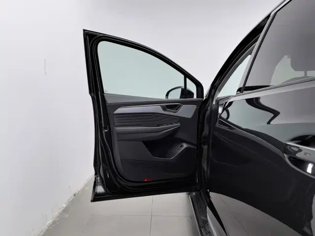Volkswagen Talagon — Фото автомобиля 8