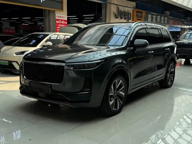 Фотография автомобиля — Li Auto ONE
