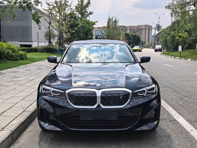 BMW i3 — Фото автомобиля 2