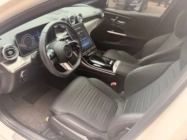 Mercedes-Benz C-Class — Фото автомобиля 12