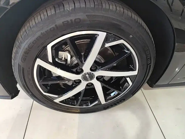 BYD Seal 07 DM-i — Фото автомобиля 22
