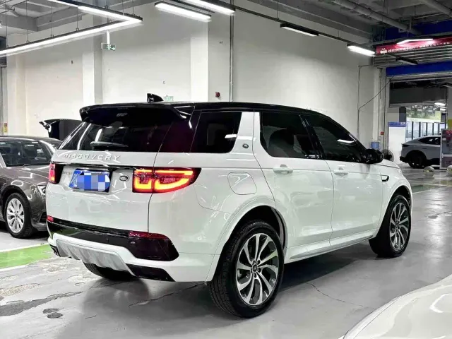 Land Rover Discovery Sport — Фото автомобиля 15