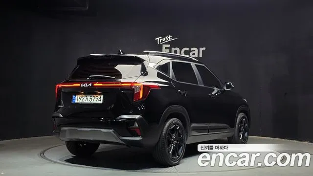 Kia Seltos Бензин 1.6 турбо 2WD — Фото автомобиля 2
