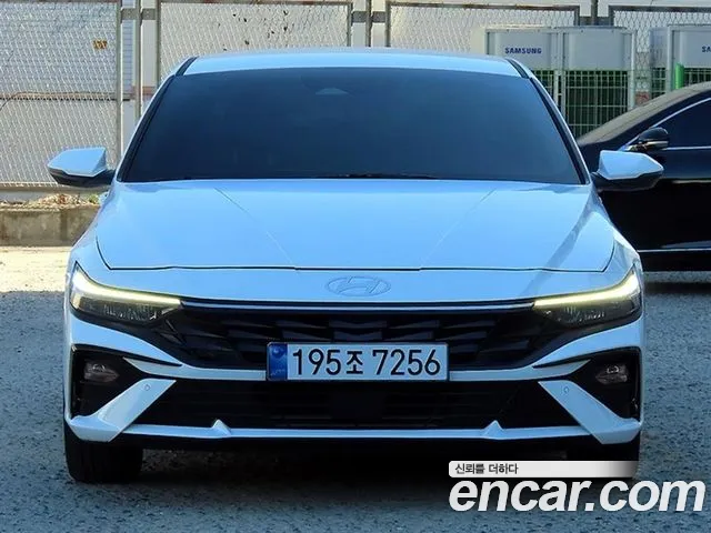 Hyundai Avante — Фото автомобиля 3