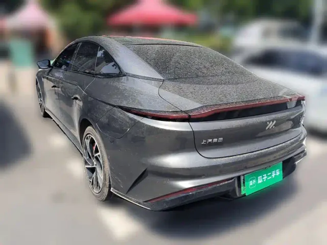 IM Motors L7 — Фото автомобиля 24