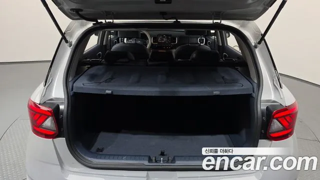 Hyundai Venue Venue 1.6 Premium — Фото автомобиля 16