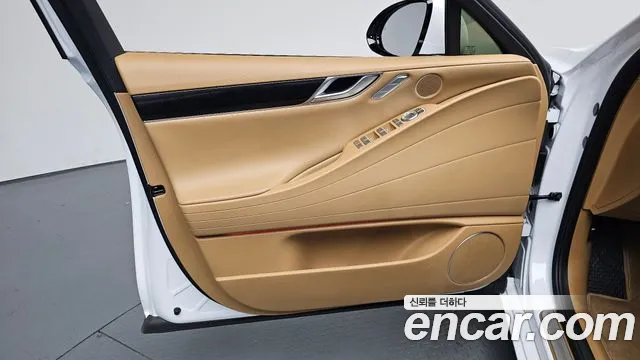 Genesis G80 RG3 — Фото автомобиля 13
