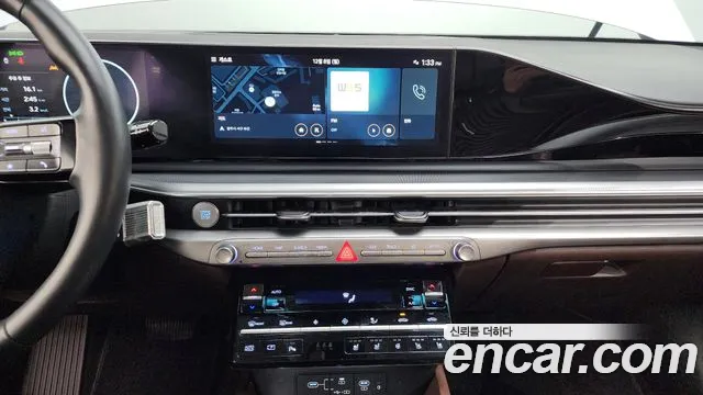 Hyundai Grandeur Grandeur (GN7) 2.5 Бензин 2WD — Фото автомобиля 14