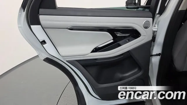 Land Rover Range Rover Evoque — Фото автомобиля 14