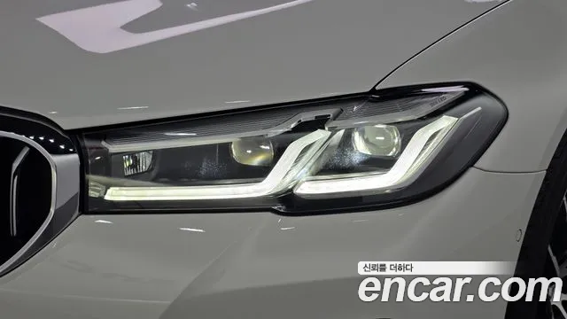 BMW 5 Series — Фото автомобиля 7