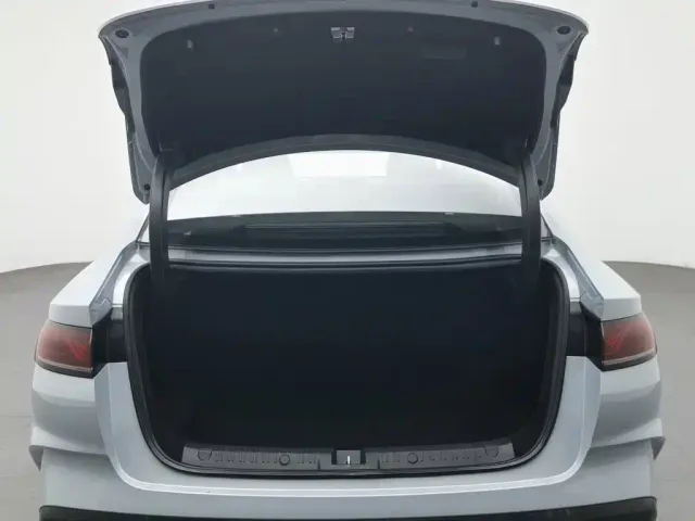 BYD Qin L — Фото автомобиля 16