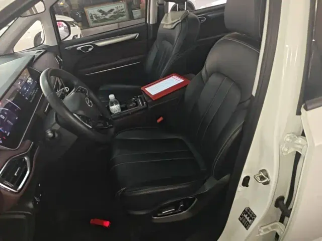 GAC Trumpchi M6 — Фото автомобиля 14