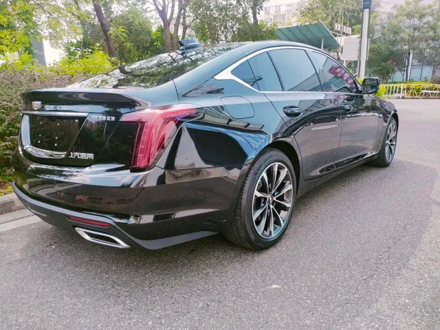 Cadillac CT5 — Фото автомобиля 6