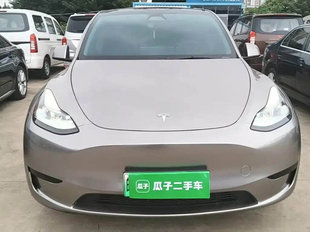 Tesla Model Y 2024 Rear-Wheel Drive Version — Фото автомобиля 2