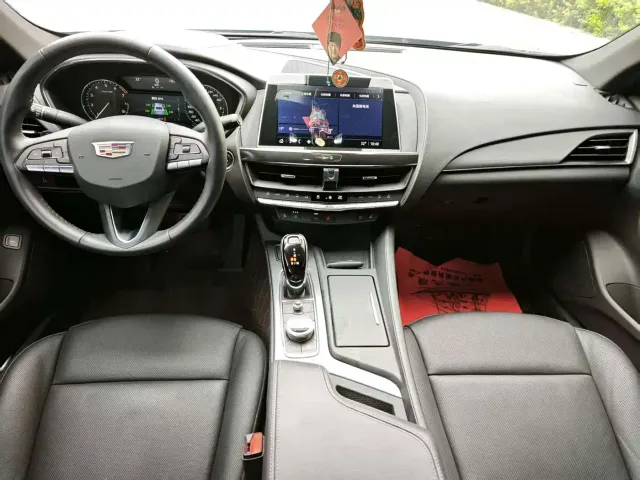 Cadillac CT5 — Фото автомобиля 8