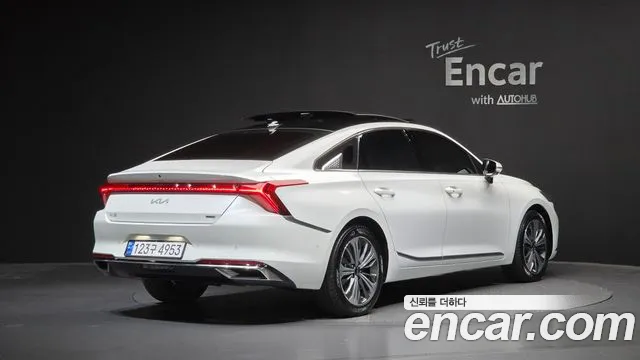 Kia K8 Hybrid — Фото автомобиля 2