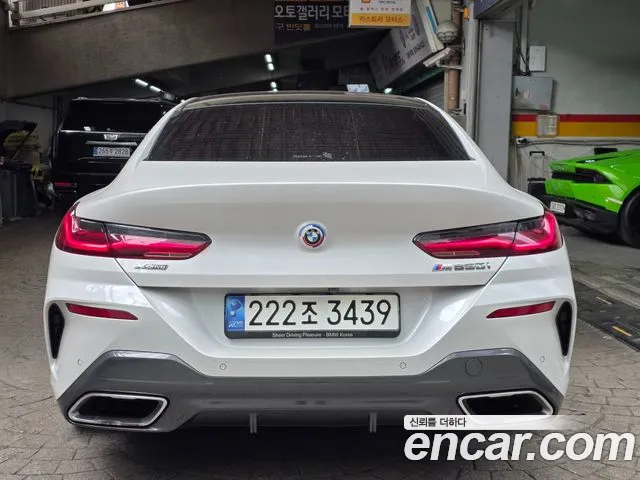 BMW 8-Series — Фото автомобиля 4