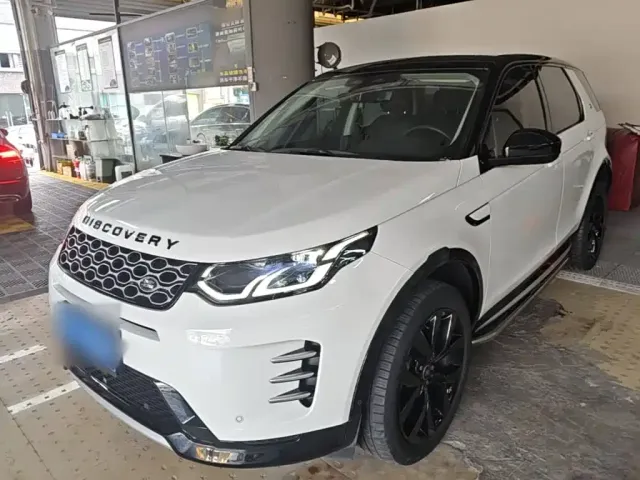 Фотография автомобиля — Land Rover Discovery Sport