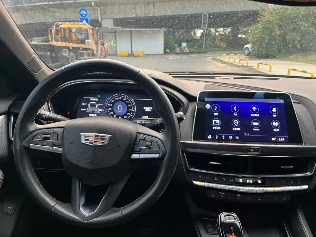 Cadillac CT5 — Фото автомобиля 14