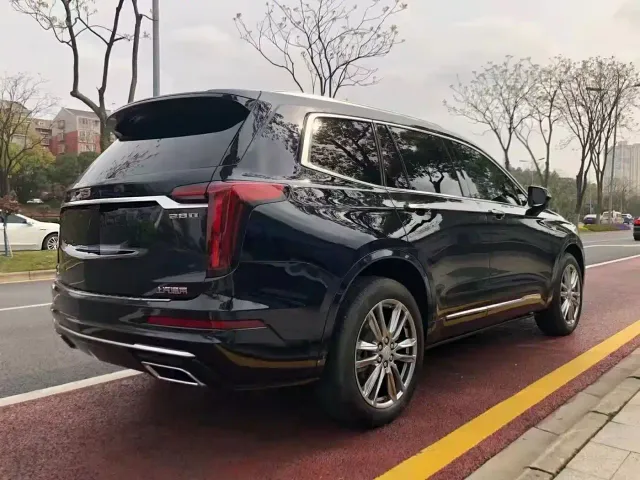 Cadillac XT6 — Фото автомобиля 8