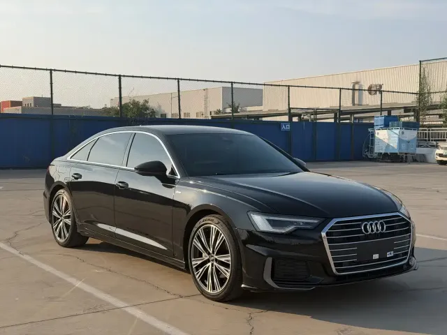 Audi A6L — Фото автомобиля 3