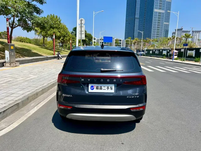 Hyundai Custo — Фото автомобиля 27