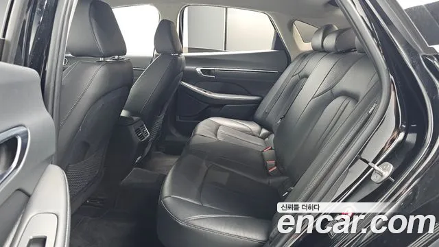 Hyundai Sonata — Фото автомобиля 12