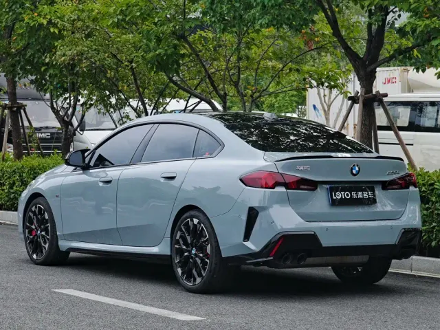 BMW M235L — Фото автомобиля 4