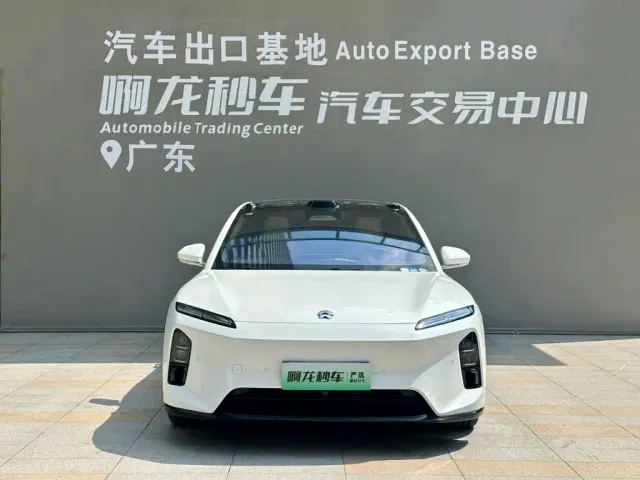 Nio ET5 Touring — Фото автомобиля 2