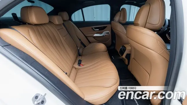 Mercedes-Benz E-Class W214 — Фото автомобиля 11