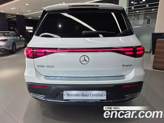 Mercedes-Benz EQB X243 — Фото автомобиля 4
