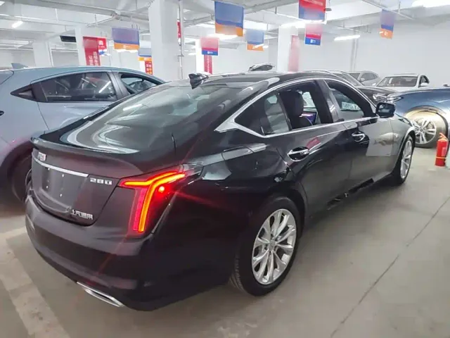 Cadillac CT5 — Фото автомобиля 6